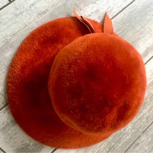 Burnt Orange Vintage Martelle Hat - Picture 5 of 8